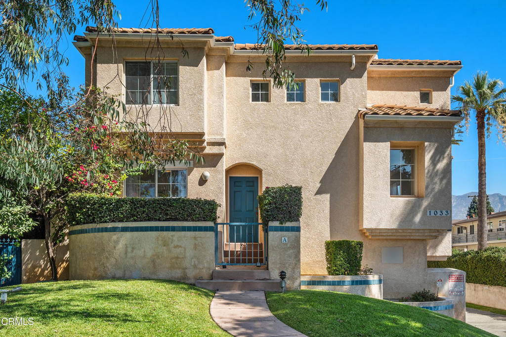 Property Photo:  1033 W Duarte Road A  CA 91007 