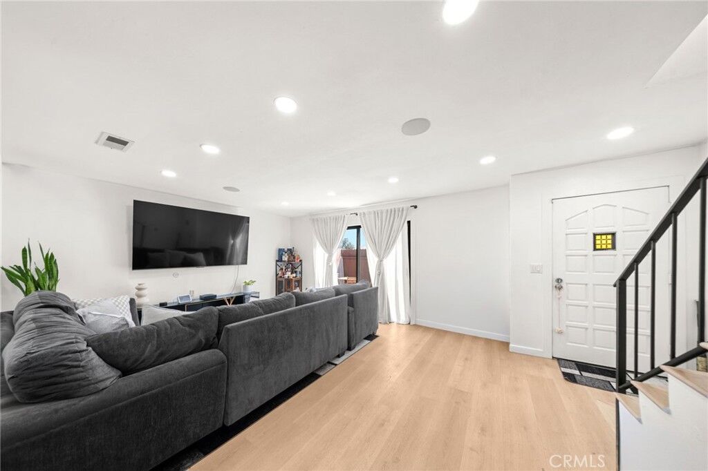 Property Photo:  2729 Central Avenue H  CA 91733 