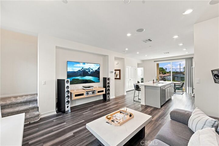 Property Photo:  8408 N Fresco Way  CA 91325 