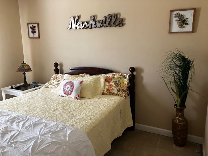 Property Photo:  2925 Schoolside St  TN 37128 