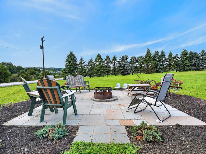 Property Photo:  2676 Sunset Rd  PA 17724 