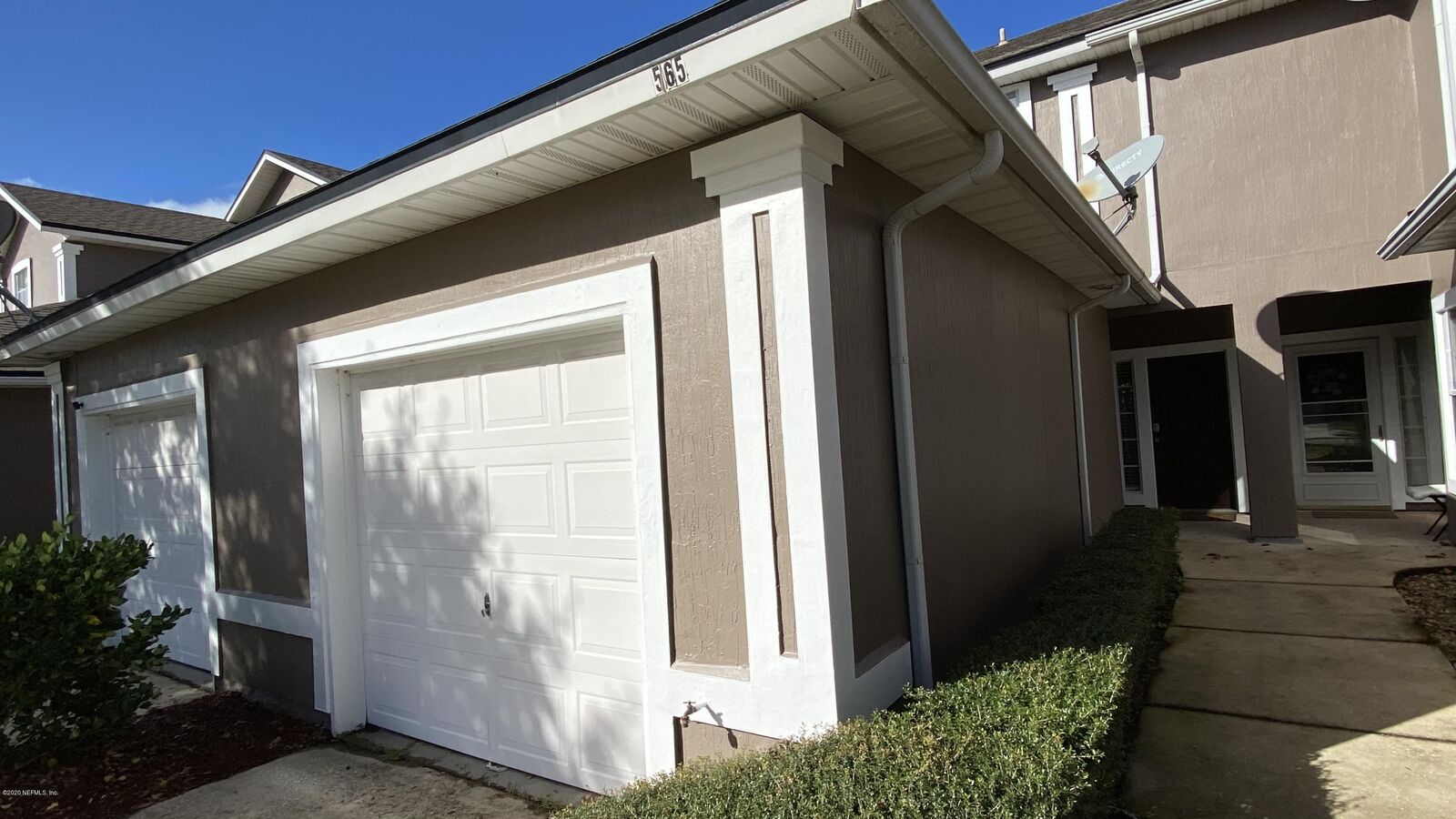 Property Photo: 565 Scrub Jay Drive FL 32092