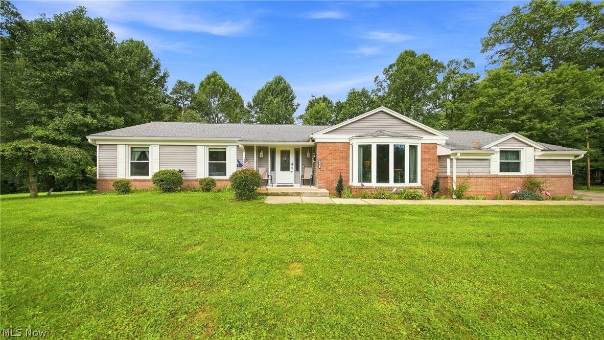 Property Photo: 145 W Lake Street WV 26181