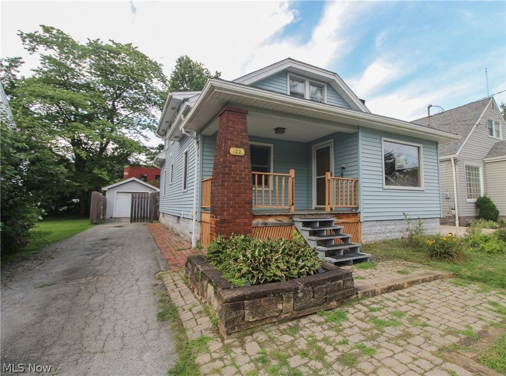 Property Photo:  122 Maple Drive  OH 44512 