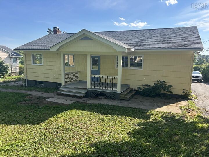 Property Photo: 176 Green Street NS B0J 2C0