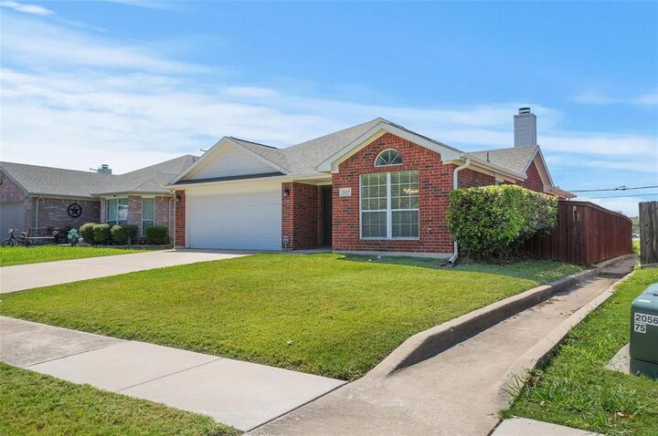 Property Photo:  2627 Carmen Drive  TX 75052 