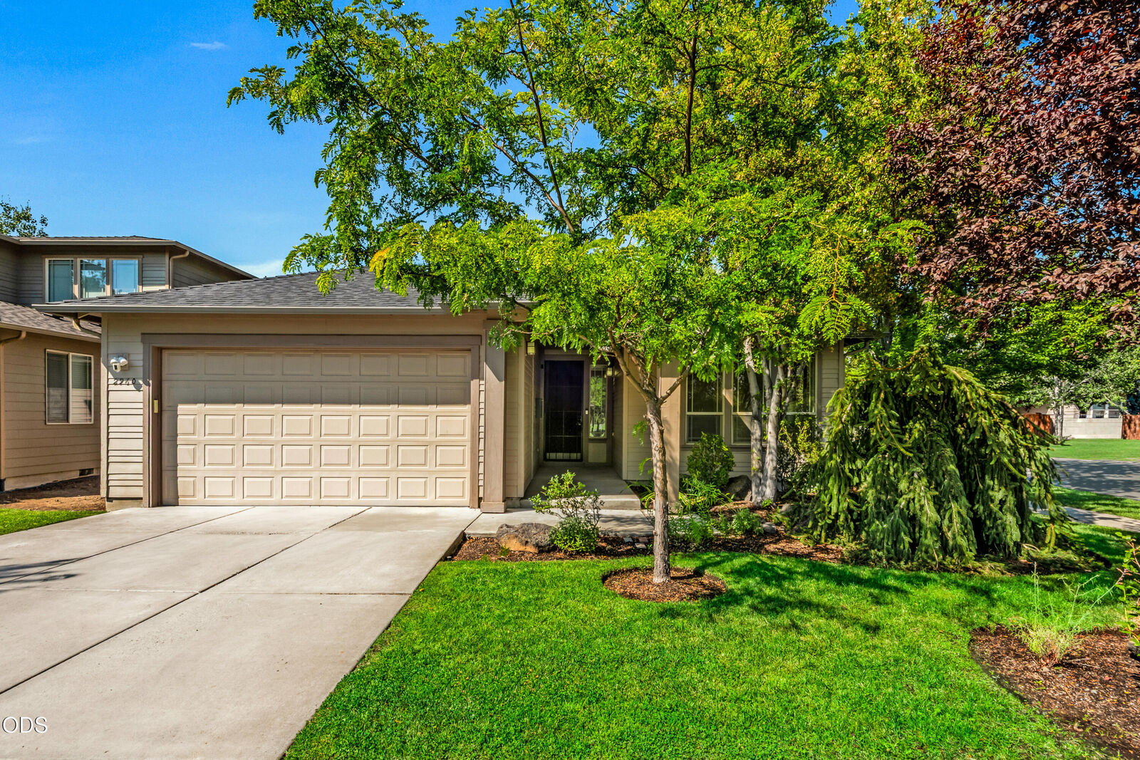 Property Photo:  2960 NE Conners Avenue  OR 97701 