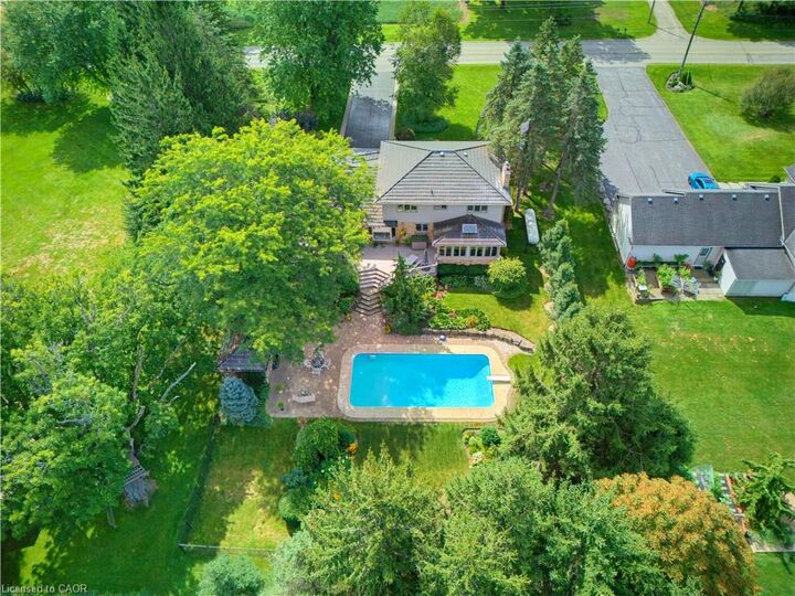 Property Photo: 901 Safari Road ON L8B 1S4