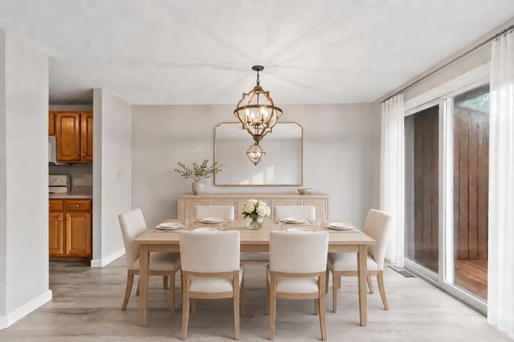 Property Photo:  9 Green Briar Rd 9  MA 01420 