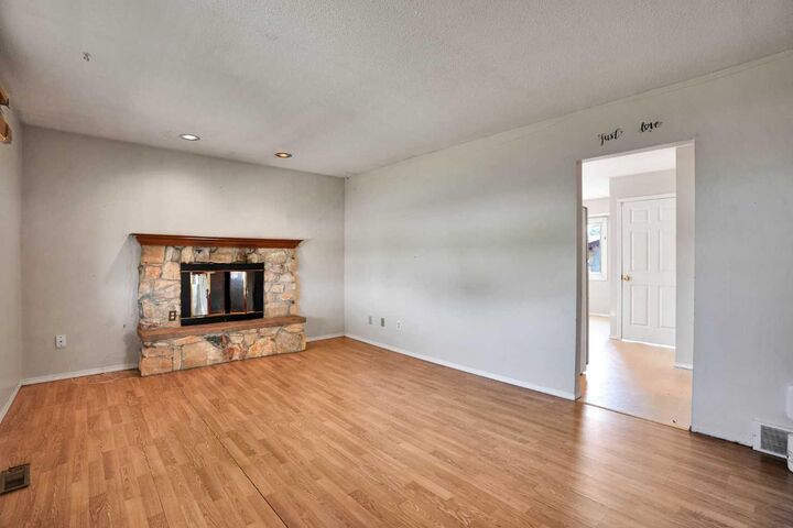 Property Photo:  888 Rundlecairn Way NE  AB T1Y 2R7 