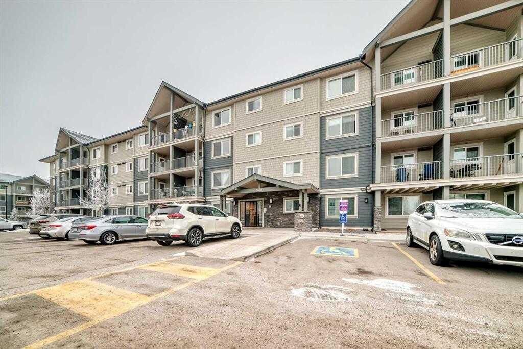 Property Photo:  181 Skyview Ranch Manor NE 3302  AB T3N 0V2 