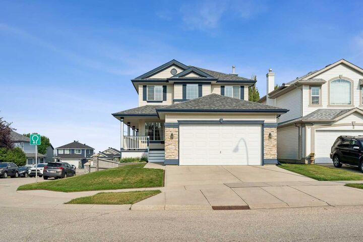 Property Photo: 41 Panorama Hills Way NW AB T3K 5H7