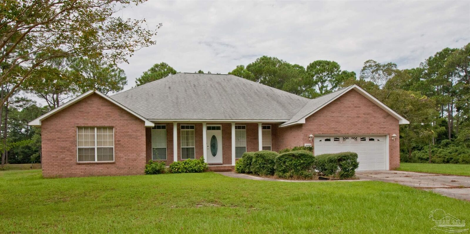 Property Photo:  10000 N Loop Rd  FL 32507 