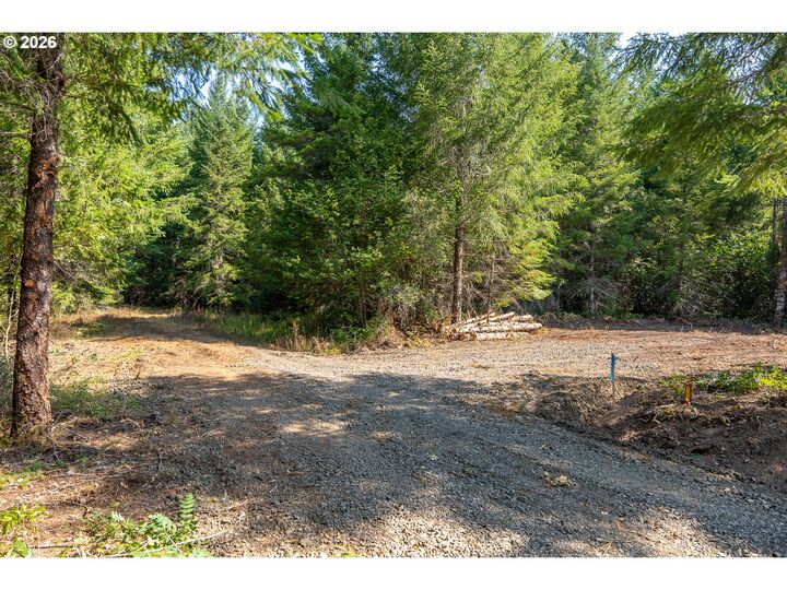 Property Photo: Hawk Meadows Rd 3 WA 98610