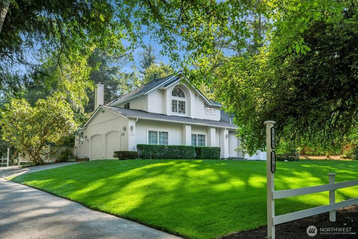 Property Photo:  16703 NE 172nd Place  WA 98072 