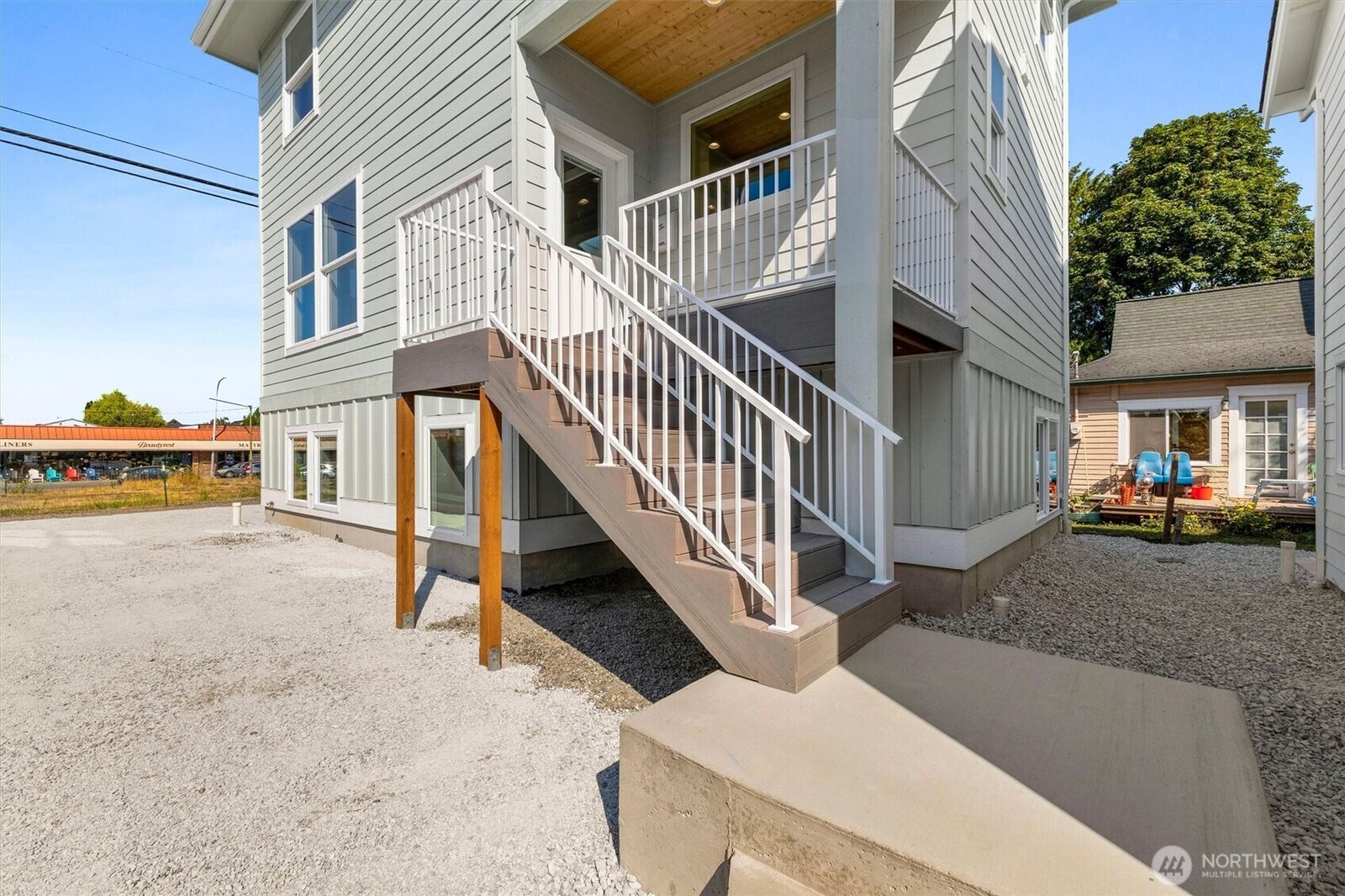 Property Photo:  2509  Peabody Street  WA 98225 