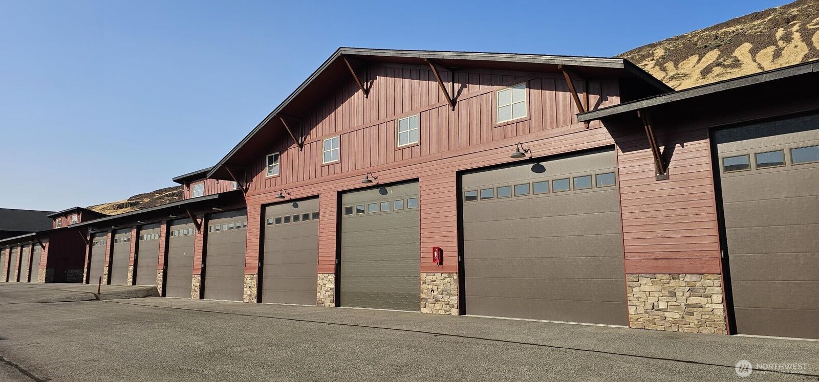 Property Photo: 9532 NW Ridgeview Drive 36 WA 98848