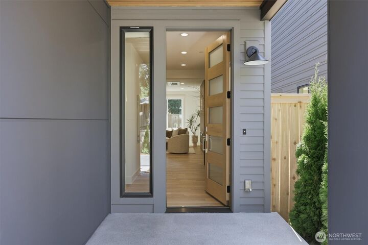 Property Photo: 10026 Slater Avenue NE WA 98033