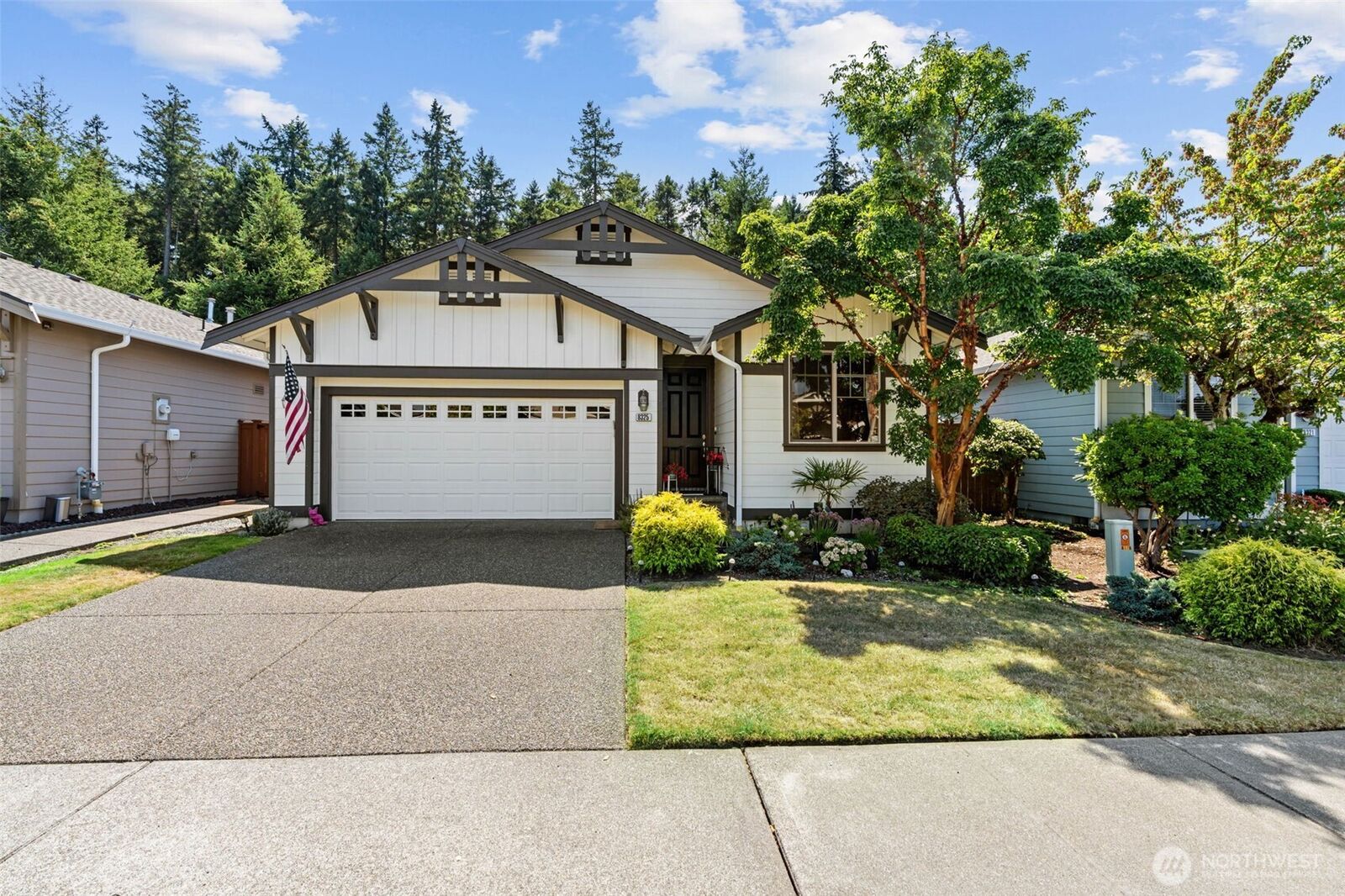 Property Photo: 8325 Bainbridge Loop NE WA 98516