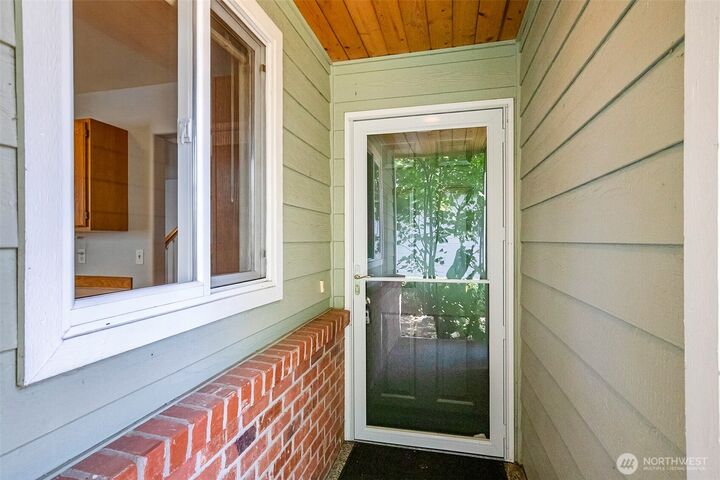 Property Photo:  625  101st Place SE A  WA 98208 