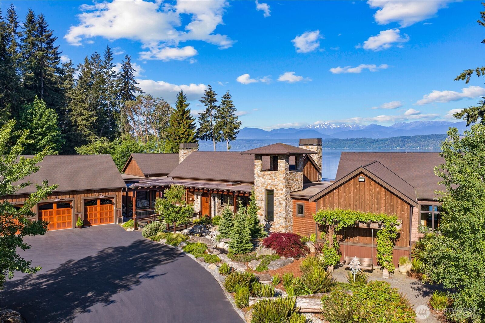 Property Photo: 165 NE Kinman Road WA 98370