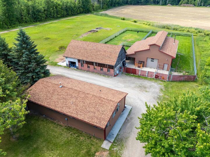 Property Photo:  7980 County Road E  WI 54154 