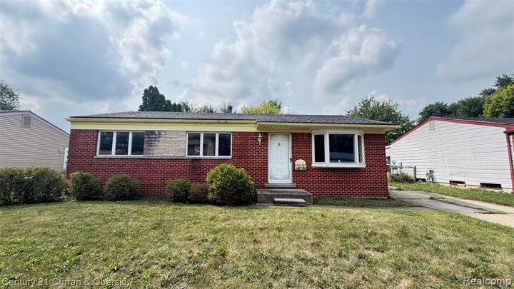 Property Photo:  38609 Scott Drive  MI 48186 