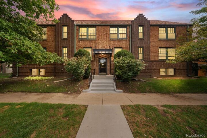 Property Photo:  3850 E 17th Avenue 5  CO 80206 