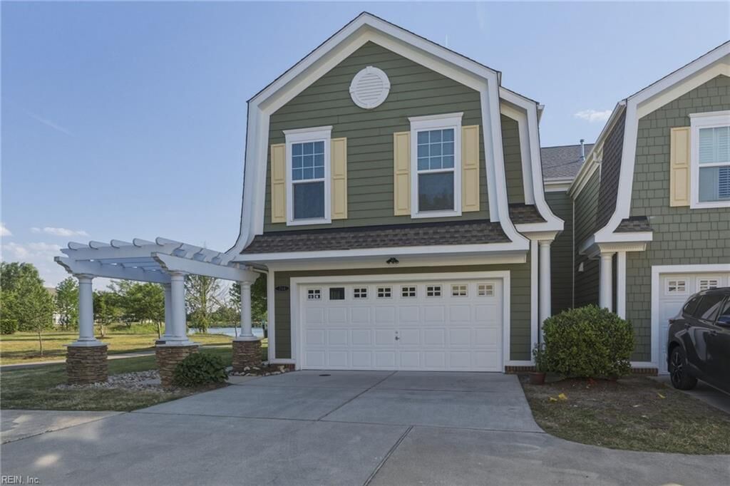 Property Photo:  214 Stowe Dr  VA 23435 