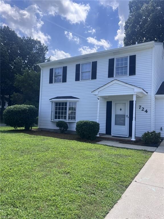 Property Photo:  724 Pilot House Dr  VA 23606 