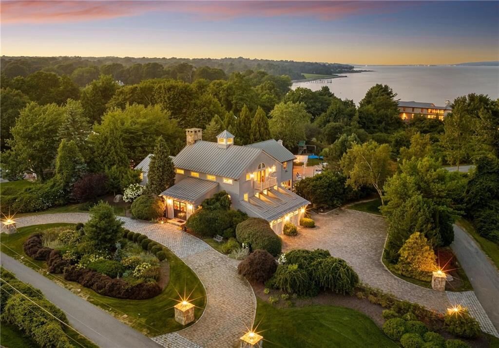 Property Photo:  464 Black Point Lane  RI 02871 