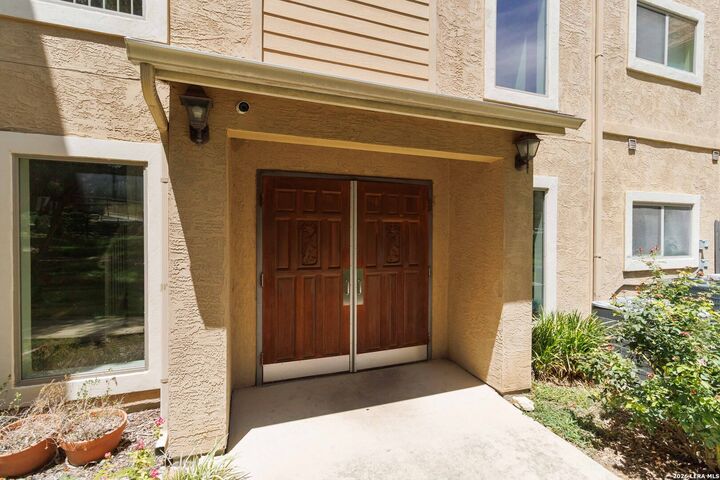 Property Photo:  4111 Medical Dr B104  TX 78229 