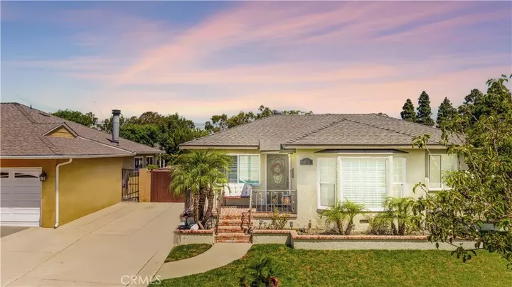 Property Photo:  6023 Deerford  CA 90713 