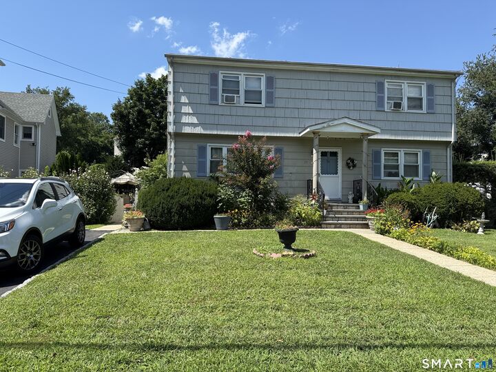 Property Photo:  29 Cowan Avenue  CT 06906 