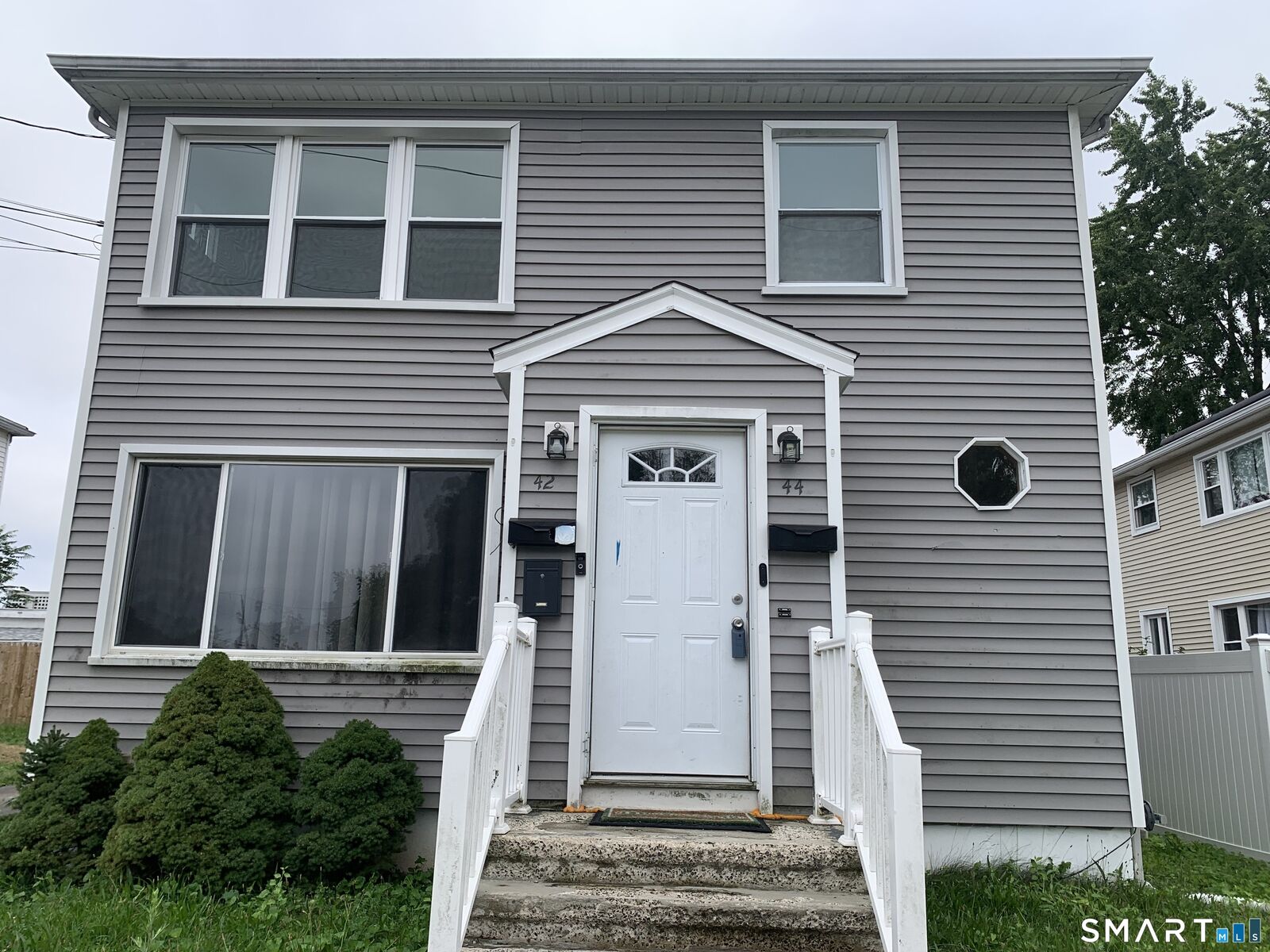 Property Photo:  42 Pine Street 2 Floor  CT 06514 
