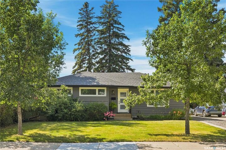 1810 Morgan Avenue — photo 1