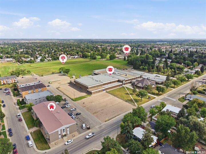 Property Photo: 2 Summers Place 26 SK S7H 3W4