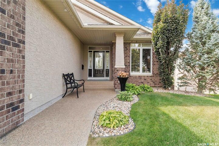 Property Photo: 602 Cartwright Street 102 SK S7T 0G5