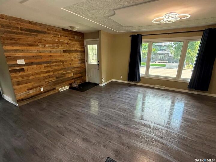 Property Photo: 1154 Caribou Street W SK S6H 2B5