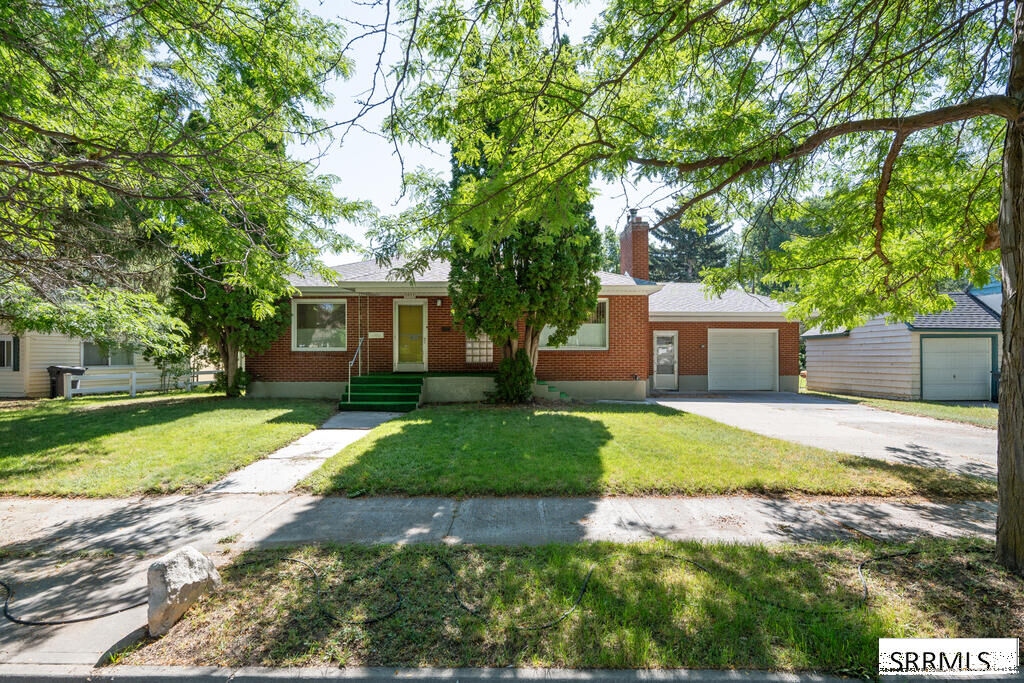 Property Photo:  2011 Bremer Drive  ID 83402 