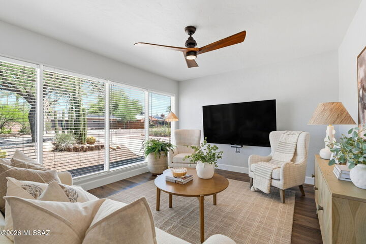 Property Photo:  2212 E 9th Street  AZ 85719 
