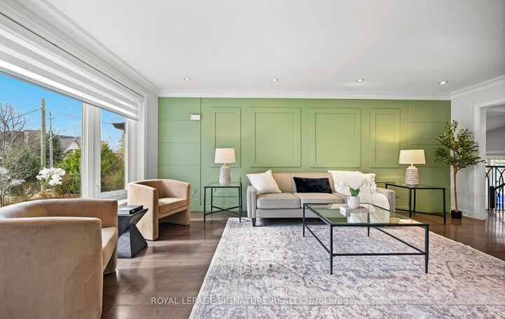 Property Photo: 1207 Pinegrove Road ON L6L 2W8