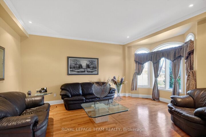 Property Photo: 5472 Wicklow Drive ON K4M 1C4
