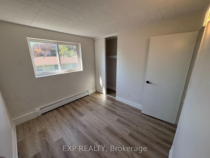 Property Photo:  4422 Huron Street 406  ON L2E 7C8 