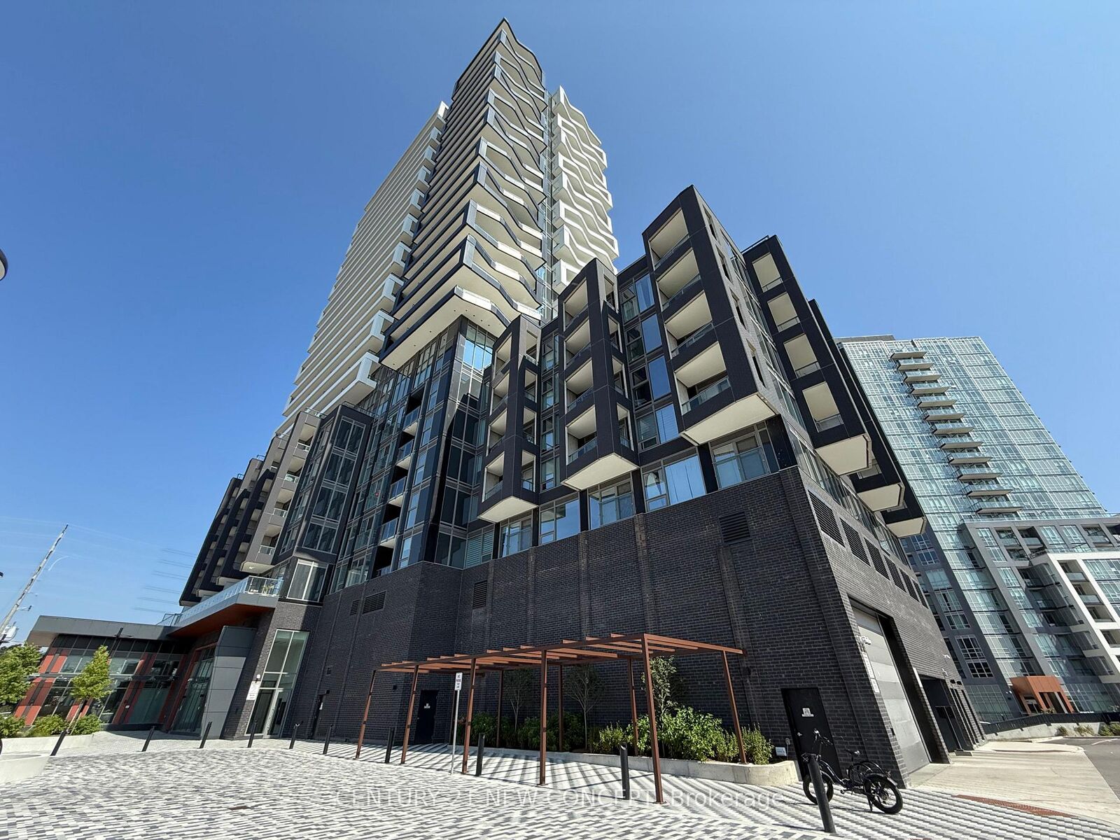 Property Photo:  260 Malta Avenue 712  ON L6Y 6L7 