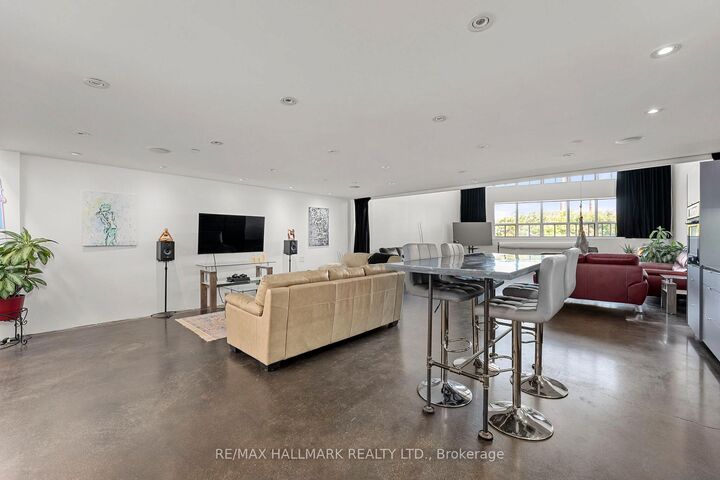 Property Photo: 1173 Dundas Street E 226 ON M4M 3P1