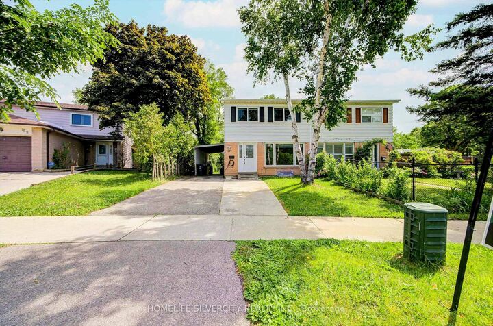 160 Purvis Crescent — photo 1