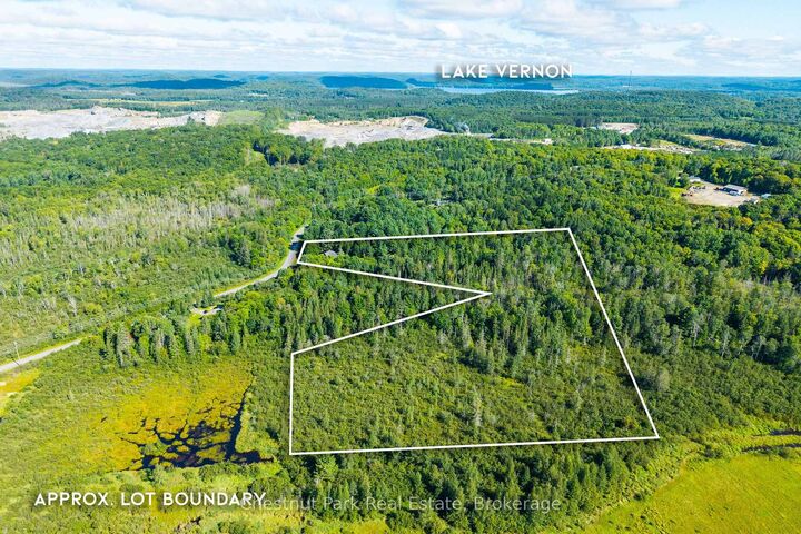 Property Photo: 521 Old Muskoka Road ON P1H 0G8