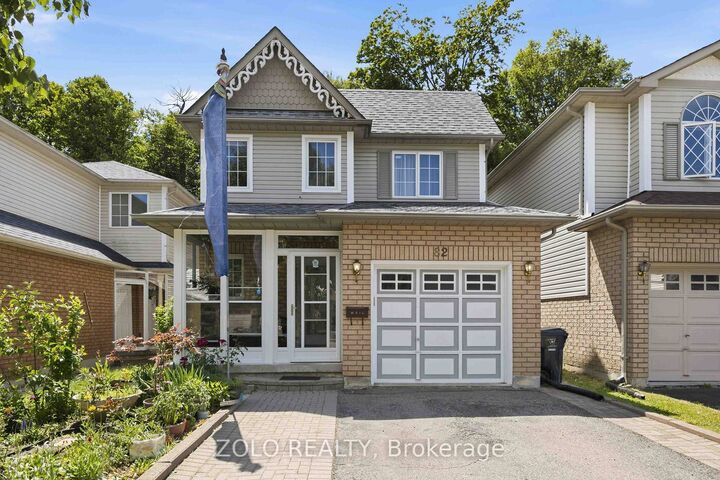 82 Piperbrook Crescent — photo 1