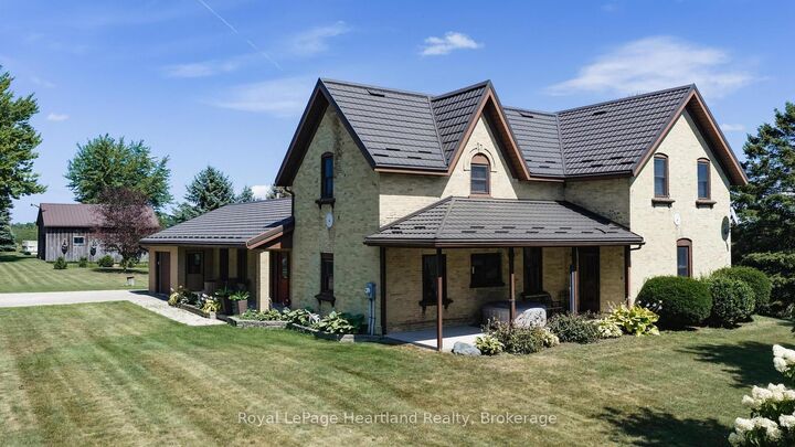 38904 Londesboro Road — photo 1